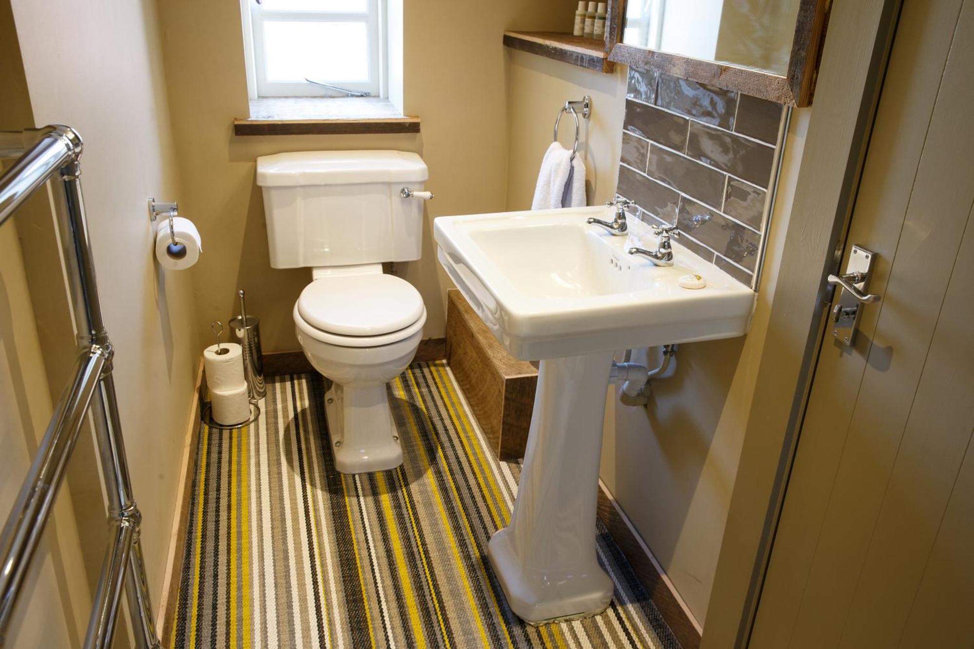 The White Hart, South Harting Hotel Petersfield Room photo