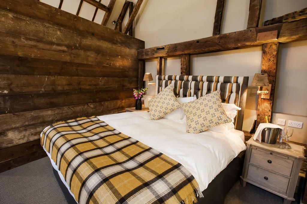 The White Hart, South Harting Hotel Petersfield Room photo