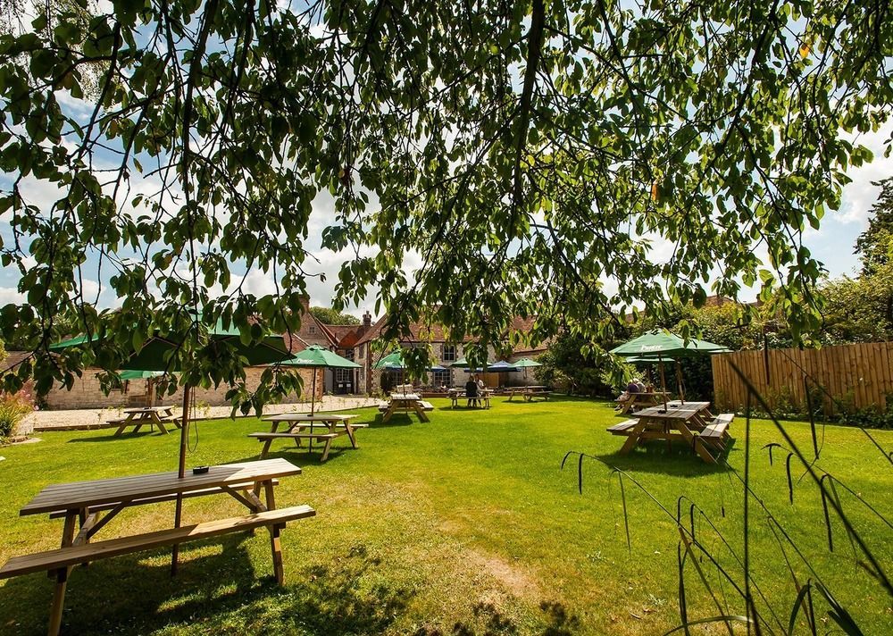 The White Hart, South Harting Hotel Petersfield Exterior photo